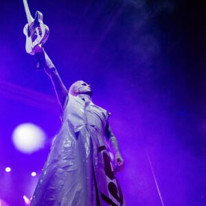 John 5 Instagram - The tour has kicked off and the first two shows that been absolutely amazing .Tonight we are in Las Vegas @vampdvegas and then off to Colorado. Thank you for everyone coming out. @rlowery @brittanyfurlan @tommylee @fredkowalophotography