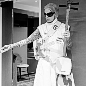 John 5 Instagram - good times on the road @motleycrue @rosshalfin