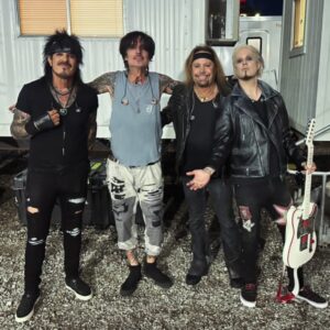 John 5 Instagram - What an incredible weekend playing in Milwaukee at Summerfest and in Michigan seening family and friends at Mt Pleasant @motleycrue photo @rainhannah