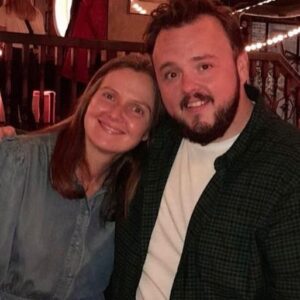 John Bradley Instagram - Me and my sister having a good old smile. 😄She’s the best. ❤️