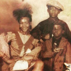 John David Washington Instagram - Me Big bro and sister at  universal city walk in the 90s. Forgive me. I need help with this Instagram. It's a learned skill. Love you Netta