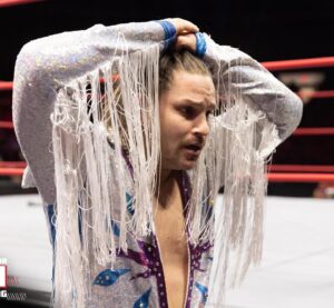 John Hennigan Instagram - ⭐️ Go to pic 4 to see what we’re laughing at!!! Then CLICK THE LINK IN MY BIO and watch episode one of Johnny Loves Taya! Available NOW on the @aew YouTube channel!