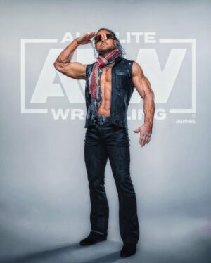John Hennigan Instagram - Three Poses For Men by JohnnyTV
1. The @jeffhardybrand.  This is usually my go to.
2. The Salute.  When you make this choice, hand position matters, but most important is as flexing your abs and bicep 💪🏼😎
3. Air Hump.  The more serious the hump, the more impressive.  Standand issue; tight abs, & pumped arms, people respect a serious air hump 😁