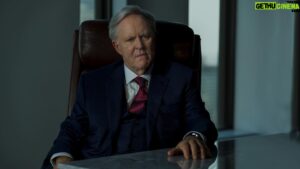 John Lithgow Instagram - This was just as much fun to film as it is to watch. #Sharper is streaming now on @appletvplus 

Watch it. And watch out!
