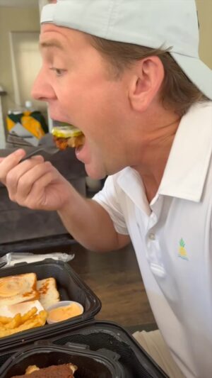 Johnno Wilson Instagram - Impressions of @daveshotchicken