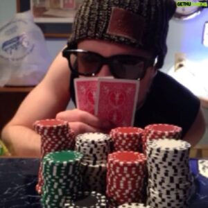 Johnny Mac McGuire Instagram - Yo @vanessarousso , am I poker correctly? #loveyourmelon #greatcause