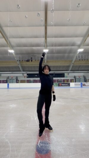 Johnny Weir Instagram - 3.October.2023 Late night twirl to “Undone” by @macygray 🤍 after a month away from my ice cube.
🎥 @mishgen_xd 
#figureskating #spin #ice #iceskating #macygray