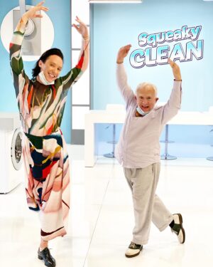 Johnny Weir Instagram - 24.10.2022 I have long admired Leslie Jordan for his humor, his ability to be totally himself and his kindness. I know he touched many people with his art and grace and I know he is making the angels laugh. You were, and are, loved @thelesliejordan. RIP.