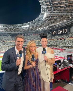 Johnny Weir Instagram - 23.6.2022 Happy Olympic Day! As an athlete and a commentator, the Olympic Games have been a dream come true, a way of life and a constant inspiration. I hope that every young athlete out there striving for their Olympic moment, finds courage and pride on their journey!
#olympics #dream #athlete