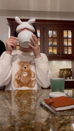 Johnny Weir Instagram - 29.11.23 So there I was, rise shining, minding my own business…
@gelatopique_usa @steiff_official @gelatopique_official 
#morning #morningroutine #skincare #gelatopique #recenthistoricalfootage #bruh #teddybear