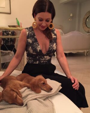 Johnny Weir Instagram - 28.9.2022 Today I celebrate the birth of a woman who touched my heart so deeply the moment I met her, that I knew we would always be together. She is grace, hilarity, compassion & joy. Meg-chan, I wish you health, laughter and so much happiness on your birthday. I love you to infinity. It’s a quarter after one…Happy Birthday
@megcarlozzi 🤍