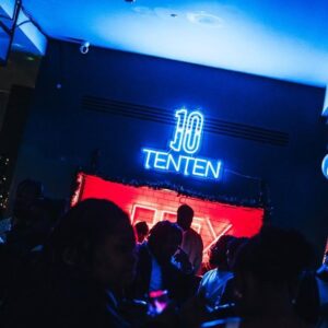 Joivan Wade Instagram - Oh What A Night! @tentenmembersclub Was The Only Place To Be Last Night! 🎈

Thank you to all who showed out to the 1 year anniversary! 🔟

Pics out tomorrow! 📸: @williambesse 

To Apply For The Next Event Visit: 

1010membersclub.com 

London & LA In full effect 2024

#EverythingTENTEN 🥂