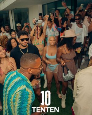 Joivan Wade Instagram - @tentenevents Enjoyment. 🥂#TenTen

📸: @debraorols