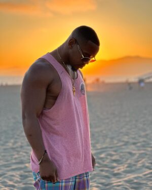 Joivan Wade Instagram - I can do anything I put my mind to & so can you! 

Text someone close to you & remind them. We all need reminding. 

Love you all! ❤️❤️❤️

📸: @juliankostov