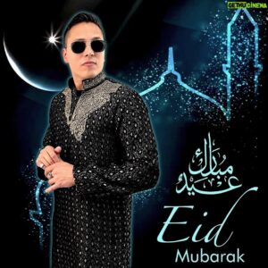 Jon Ali Instagram - May you all be blessed with peace, safety, happiness and love ❤️😌🤲 #eidmubarak
