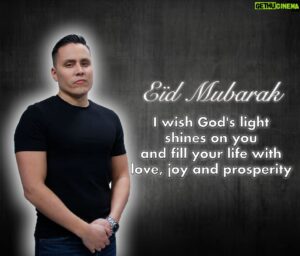 Jon Ali Instagram - Eid Mubarak 🤲🏼❤️ « Je souhaite que la lumière de Dieu brille sur vous et remplisse votre vie d’amour, de joie et de prospérité. » #Ali #eidmubarak #ramadan2021