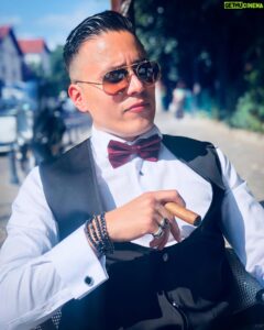Actor Jon Ali HD Instagram Photos and Wallpapers July 2019