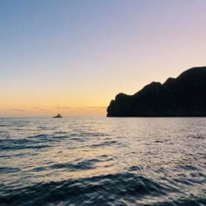 Jon Ecker Instagram - Always down to chase a sunset...even if we’re runnin’ late.
.
.
.
#sundowner #sunset #sailing #getoutside