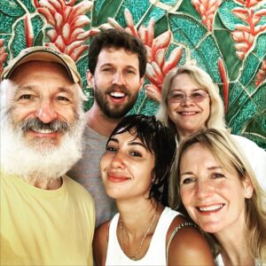 Jon Heder Instagram - Tremors is out tonight! Thailand was amazing, but the best part of making movies is the people you meet and the friends you make. To name a few, thank you @actormichaelgross @langrishecaroline @jackiecruz @cassie.clare1 @donmichaelpaul020 @richbrake for joining me in fighting monsters, eating incredible food, speeding down Thai country roads on bikes, hopping islands, dodging monkeys, visiting tiger temples, climbing thousands of mountain stairs, and discovering hidden beaches. Love them all and hope you love the movie!
#tremorsmovie #tremors7