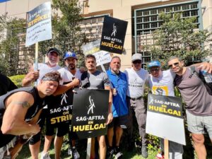 Jon Huertas Instagram - What a day of solidarity!!! It’s a wonderful sight to see so many show up for each other, in @sagaftra @wgawest @wgaeast @iatse @directorsguild #teamsters were all in full force yesterday walking, chanting, a little dancing and demanding that we come to a fair deal with the #amptp - LFG!!! #onepeople #afrolatino #afrolatina #latinamerica #latina #latino #latine  #latinx #latinidad #america