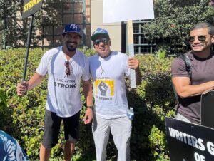 Jon Huertas Instagram - What a day of solidarity!!! It’s a wonderful sight to see so many show up for each other, in @sagaftra @wgawest @wgaeast @iatse @directorsguild #teamsters were all in full force yesterday walking, chanting, a little dancing and demanding that we come to a fair deal with the #amptp - LFG!!! #onepeople #afrolatino #afrolatina #latinamerica #latina #latino #latine  #latinx #latinidad #america