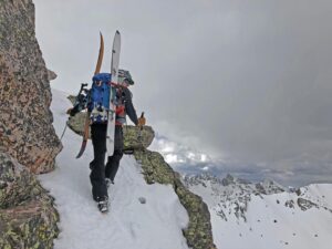 Jon Krakauer Instagram - Just got home from a multi-day splitboarding/backpacking excursion into Colorado’s largest, gnarliest wilderness area with @joshjespersen, @tadwsolstice, @isaiahjboyle, Paul, and @jarrettluttrell. Nourished my soul and blew my mind.