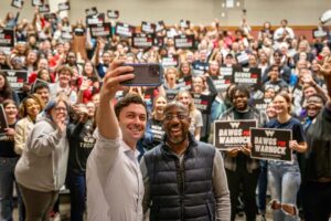 Jon Ossoff Instagram - Thank you UGA! Go Dawgs! Vote @raphaelwarnock Tuesday!