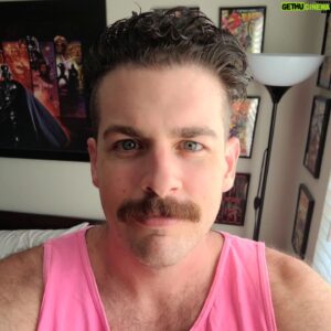Jon Risinger Instagram - I miss having nothing to do but play World of Warcraft and eat Oreos living in my parent's garage at the ripe age of 20.