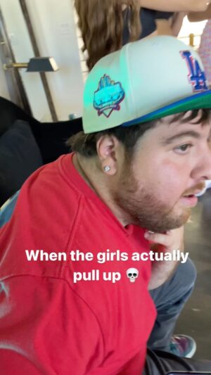 Jonah Antonyan Instagram - When that friend doesn’t say a single word when the girls pull up