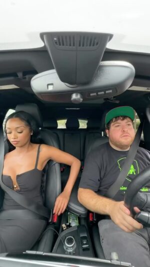 Jonah Antonyan Instagram - Get out my car with that @officialdesiree