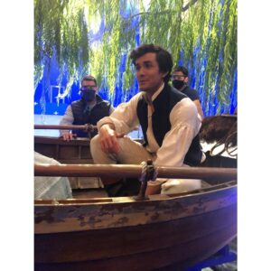 Jonah Hauer-King Instagram - BTS part III 🧜🏾‍♀️

last one, including a few birthday memories from this time 2 years ago 🐚🎉🎂 

1. costume fitting
2. Halle’s tiktok 
3. couple legends
4. scene with mum
5. sardinia beach 
6. bday I
7. bday II
8. ursula fight
9. best make up artist @carol9677 
10. kiss the girl