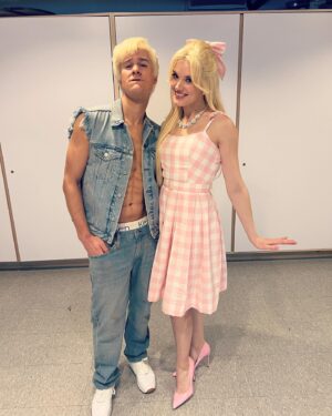 Jonalyn Saxer Instagram - A belated Halloween post: 
Had a blast getting to play dress up as Barbie with a bunch of pals. Sadly the hilarious dance off by @sarahogleby didn’t make it to air, but the whole day was a ton of fun anyways! 
This business is crazy but a solid group of people can make any day the most fun, and it was truly a blast with @camp_claire , @mmilkanin , and my so so handsome Ken, @rysteele . 
Hi Barbie!