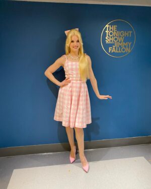 Jonalyn Saxer Instagram - A belated Halloween post: 
Had a blast getting to play dress up as Barbie with a bunch of pals. Sadly the hilarious dance off by @sarahogleby didn’t make it to air, but the whole day was a ton of fun anyways! 
This business is crazy but a solid group of people can make any day the most fun, and it was truly a blast with @camp_claire , @mmilkanin , and my so so handsome Ken, @rysteele . 
Hi Barbie!