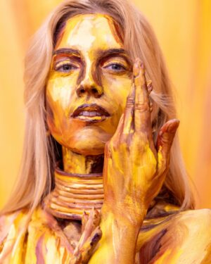 Jonalyn Saxer Instagram - Still one of the coolest experiences of my life. So honored to have been painted by @alexameadeart in the @wonderlanddreamland exhibit. Photographed by the incredible @mike_monaghan 
These are just a few of my favorites from the plethora of photos. 
.
.
.
When @amandajoymeyer contacted me about getting painted I was thrilled, and THEN she asked if I would be okay with Alexa doing something a bit different…. Painting me in all shades of gold, the answer was a resounding YES. It was honor to be a golden girl for the afternoon.