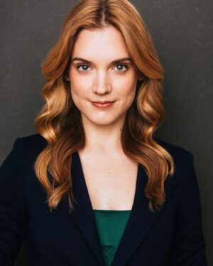 Jonalyn Saxer Instagram - Let’s jumpstart this 2024! 
OBSESSED with my new headshots from @juliannamcguirlphoto ! 
Had such a great time shooting with her. Couldn’t recommend more! Who better to take my new headshots than someone who was more than happy to listen to TSwift the entire time?!
HMU- @carlyhughesmua