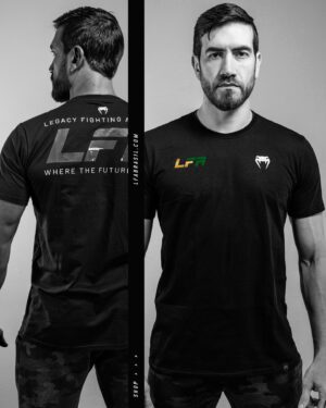 Jonas Bilharinho Instagram - Corre lá no nosso site e garanta já sua camisa exclusiva do #LFABrasil   @Venum_BR! 🐍🔥

🔗 Link na Bio