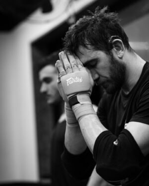Jonas Bilharinho Instagram - Disciplina, trabalho duro e humildade!