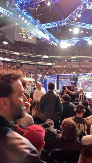 Jonas Bilharinho Instagram - 🇧🇷Vocês viram isso? Se o hype pra essa luta já tava grande, imagina agora!

🇺🇸Did you see this? If the hype for this fight was already big, imagine it now!

💼 @thequantichub 

#ufc #beef #strickland #duplessis #fight #altercation