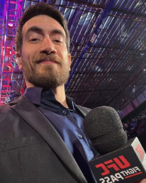Jonas Bilharinho Instagram - 🇧🇷Aquele tbt de uma cena que está para se repetir 👌🏻

🇺🇸Tbt from a scene that is about to happen again

💼 @lfa_brasil @r1fightingseries 

#lfa #lfabrasil #r1fightingseries #mma #mmabrasil #ufcfightpassbr #kosquad
