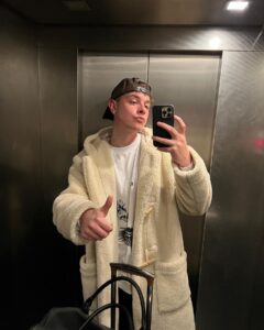 Actor Jonas Ems HD Instagram Photos and Wallpapers September 2022