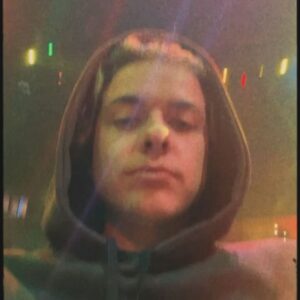 Jonas Ems Instagram - ein bisschen liebe tut meinem feed eigentlich mal ganz gut, dachte ich ❤️‍🩹🥹