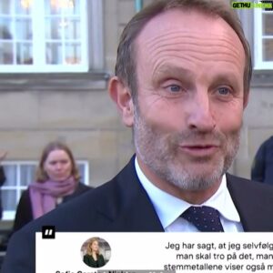 Jonatan Spang Instagram - Sofie Carsten Nielsen trådte tilbage som politisk leder for Radikale dagen efter valget. Det kom som et chok for folketingsgruppen og ikke mindst for de to kandidater til posten, Christian Friis Bach og Martin Lidegaard, som konfronteret af frådende journalister havde to meget ærlige og umiddelbare reaktioner på den nyhed