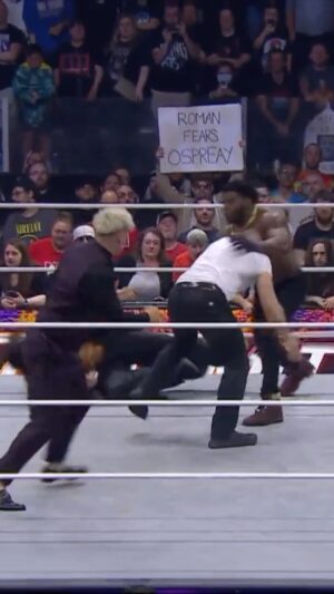 Jonathan Good Instagram - IWGP World Heavyweight Champion @jonmoxley went after Powerhouse Hobbs during #AEWDynamite!