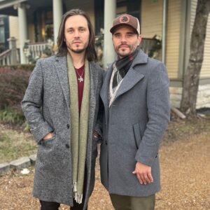 Jonathan Jackson Instagram - Winding down the year, writing an exciting project with my brother!