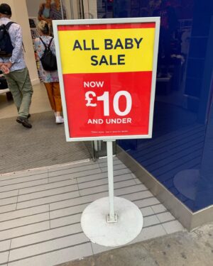 Jonathan Jafari Instagram - Jesus how bad is the London economy