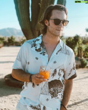 Jonathan Keltz Instagram - Mezcal tour 2021 🥕