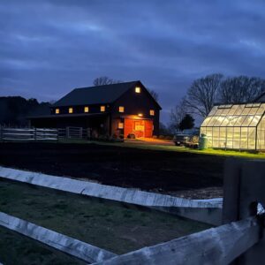 Jonathan Knight Instagram - Farm evenings! ❤️ So happy to start getting plants in the ground next week. What are you growing this season? #gatheringfarm  #farmhousefixer #Hgtv