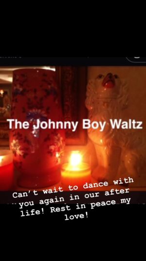 Jonathan Knight Instagram - Press to play.