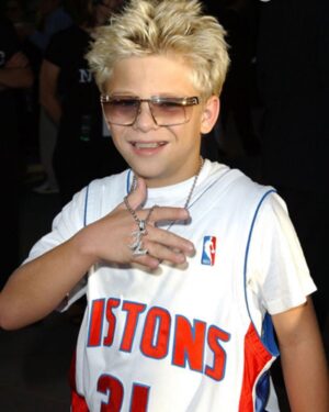 Jonathan Lipnicki Instagram - #TBT Last week I think. Thanks for the chain design @shadmoss