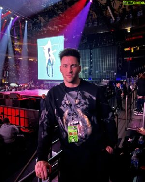 Jonathan Sampaio Instagram - What a Beautiful & Amazing show last night at MSG , I came to see the Queen and she didn’t disappointed as usual!!Great performance and show!  Special thank you @madonna for the Vip tickets!